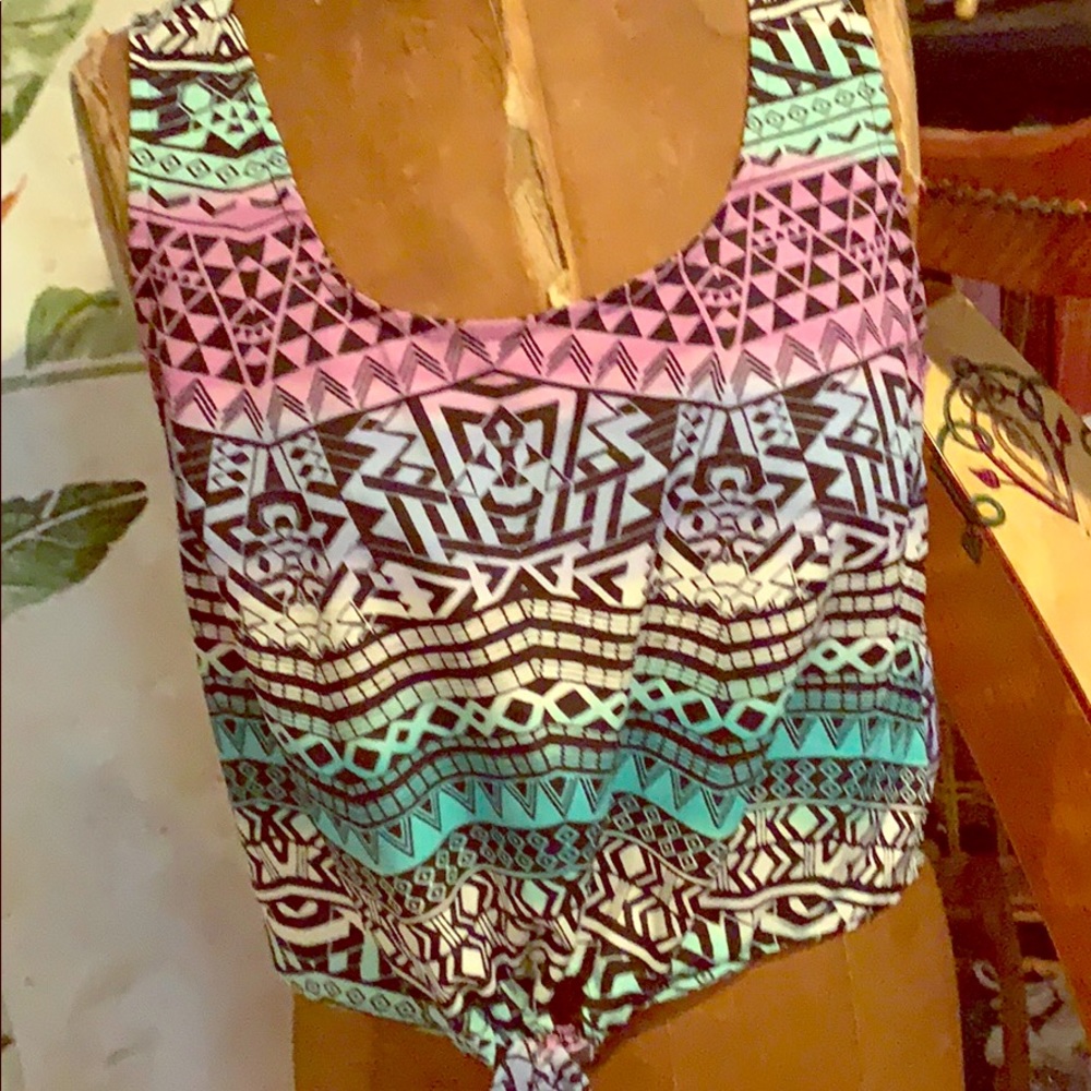 Forever 21  geometric print  tank top